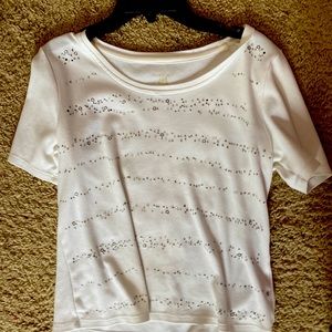 ALLISON DALFY white t shirt!